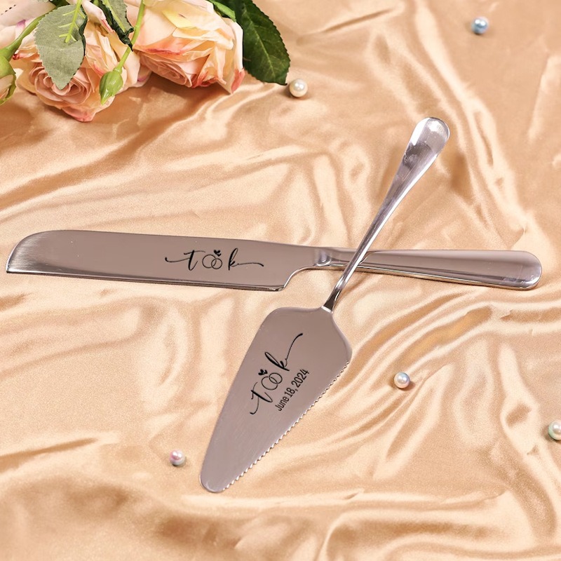 Personalized Wedding Cake Cutting Set